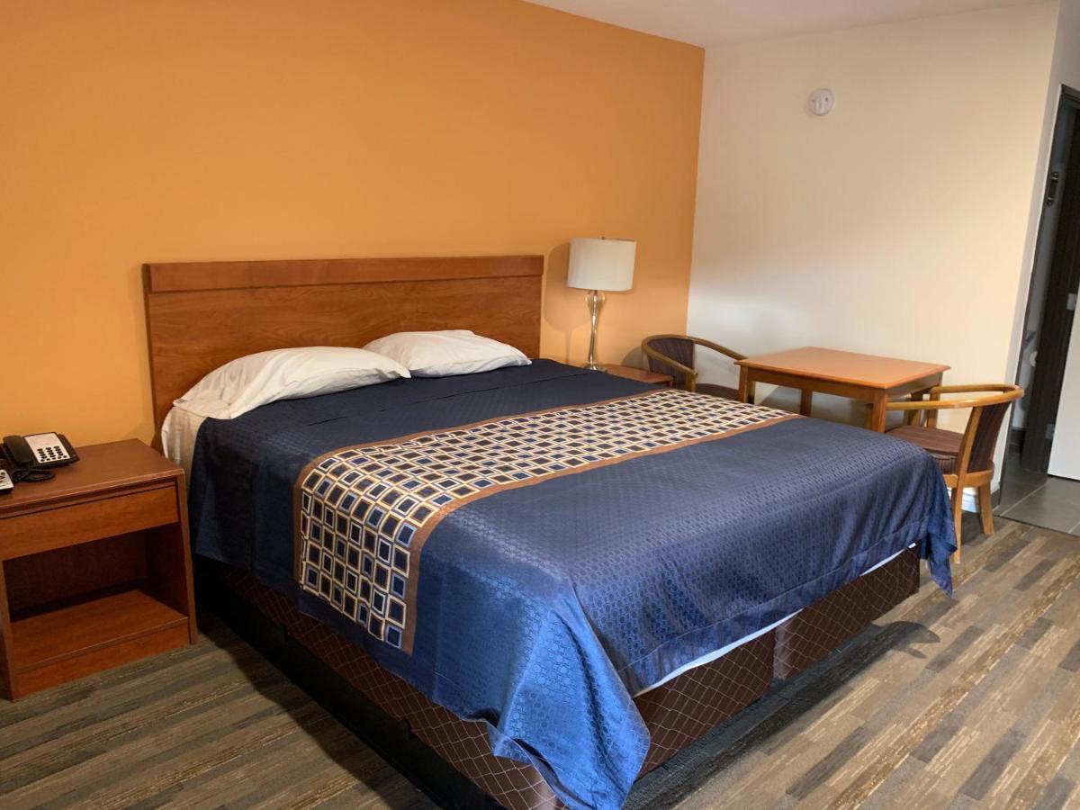 Desert Inn Motel Corona Zewnętrze zdjęcie